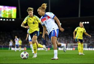 Inglaterra vence Suécia por 3 a 2 nos pênaltis e dança para a semifinal da Eurocopa Feminina 25 (Foto: Reprodução/ Redes Sociais)